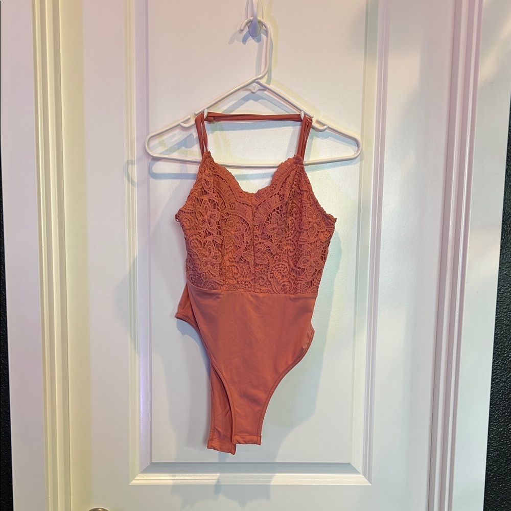 SHEIN Lace Bodysuit in Terracotta